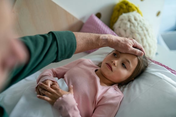 10 Precautions to Help Immunocompromised Kids Stay Healthy This Winter